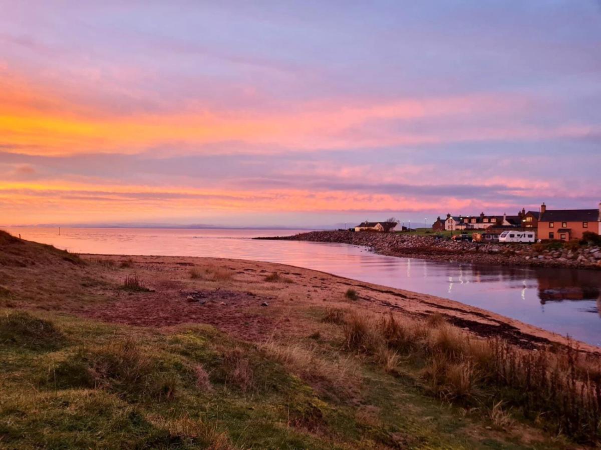 Brora Pods Bed & Breakfast Exterior foto